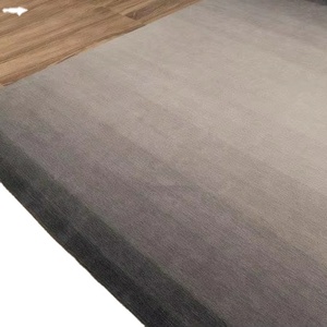 Alfombra de área de algodón anudada con telar de mano gris degradado moderno, Alfombra de sala de estar ecológica de alta calidad con diseño degradado - Product Image 1