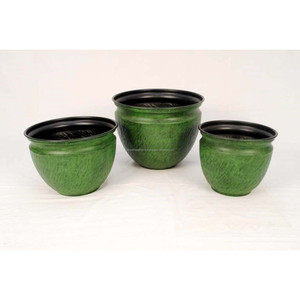 Maceta de metal con revestimiento en polvo negro y verde Acabado Forma cuadrada para decoración de jardín Juego de cuatro piezas Precio al por mayor - Product Image 5