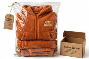 Conjunto Deportivo Unisex Naranja de Dos Piezas, Sudadera con Capucha y Cordón Ajustable, Pantalones Jogger de Corte Regular - Product Image 6
