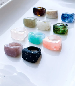 Anillos de Resina en Oferta, el Mejor Fabricante, Acabado de Primera Calidad para Hombres y Mujeres, Anillo de Resina para Fiesta o Compromiso de GLOWIN FASHION - Product Image 6