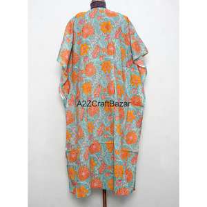 Robe longue kaftan moulante en coton indien faite à la main, écologique, à col en V et motif floral, pour mamans - Idéale pour la plage, comme tenue de nuit ou décontractée pour l'été - Product Image 6