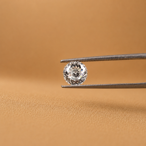 Diamante Suelto Redondo Brillante de Corte Portugués Cultivado en Laboratorio con Certificación IGI |   Color D Claridad VVS |   Gema de 1 a 5 Quilates para Compromiso R - Product Image 4