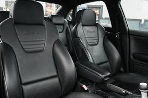 Audi RS4 Sedán 2008 - Product Image 4