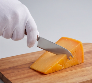 Ensemble de 4 couteaux à fromage en acier inoxydable faits à la main avec manche en cuivre, outils pour plateau à fromage et ustensiles de cuisine - Product Image 4