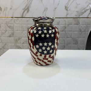 Urnas de Cremación de Latón con Bandera Americana de Alta Calidad para Cenizas de Restos Humanos de Adultos |   Jarrón Funerario para Cenizas Humanas - Product Image 4