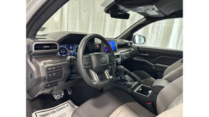 Ventes aux enchères pour 2024 2025 – Toyota Tacoma Double Cab TR-<span class=keywords><strong>D</strong></span> Off-Road LHD <span class=keywords><strong>d</strong></span>'<span class=keywords><strong>occasion</strong></span> en excellent état de marche - Product Image 3
