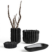 Vase de table en céramique noire mate avec doubles poignées en boucle, design Art Déco, décoration de luxe pour salon, fleurs, mariage, bureau