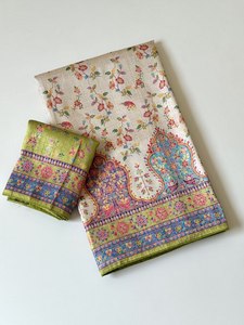 Sari de Seda Suave de Calidad de Exportación – Tejido Jacquard de Lujo con Impresión Digital UHD - Product Image 3