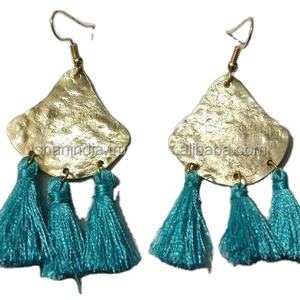 Boucles d'oreilles pendantes fantaisie bohèmes martelées à la main en fil de laiton plaqué or en spirale pour femmes élégantes - Product Image 4