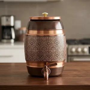 Distributeur d'eau en cuivre pur, design antique gravé, conteneur de stockage d'eau en cuivre de 7 litres avec robinet, récipient à boissons en métal - Product Image 6