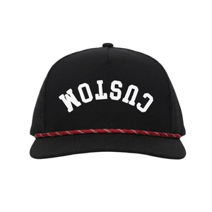 Gorra y Sombrero Snapback de 5 Paneles con Logotipo Bordado Personalizado OEM ODM, Visera Plana, Tela Impermeable, Orificios Cortados con Láser - Product Image 1