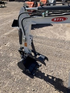 Compact Construction <b>Machine</b> Designed For Narrow Access Areas - Product Image 4