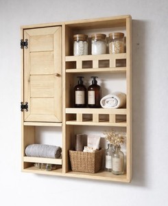 Armoire murale de salle de bain en bois massif avec 7 étagères, rangement gain de place pour serviettes et essentiels, design mi-siècle, utilisation hôtelière - Product Image 1