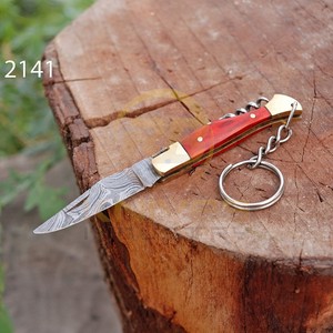Couteau de poche pliant artisanal en acier Damas, mini couteau EDC porte-clés, manche en bois, outil personnalisé pour le camping et la chasse en extérieur, OEM, vente en gros - Product Image 1