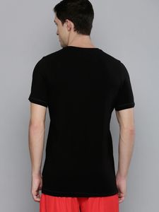 เสื้อยืดสีดำเรียบง่ายสำหรับฤดูร้อน เสื้อยืดหนาสำหรับผู้ชายและผู้หญิง ผ้าฝ้าย 100% ทรงบ็อกซี่ เสื้อยืดเนื้อหนา - Product Image 4