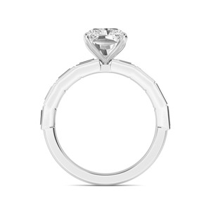 Anillo de Compromiso Contemporáneo con Diamantes Cultivados en Laboratorio, Corte Escalonado, Fusion Baguette Radiant, Oro Rosa de 10K, 188 CTW, Joyería de Diseño para Boda - Product Image 4