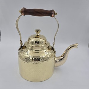 Bouilloire à thé en cuivre pur, théière en cuivre martelé artisanal avec couvercle, poignée en bois, service à thé et café indien, décoration de cuisine et de maison - Product Image 1