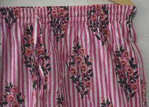 Conjunto de Pijama Elegante de Algodón Tejido con Rayas Florales Rosas, Estampado a Mano, Ropa de Dormir Larga para Mujer, Exquisito Conjunto de Dos Piezas - Product Image 4