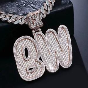 Colgante de Plata 925 con Diamante Redondo D VVS1 y Letra R, Joyería Fina Estilo HipHop, Collares con Colgante de Moissanita Iced Out para Regalo - Product Image 1