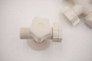 Robinet d'alimentation en eau en POM blanc moderne en forme de T pour toilettes, bidets et cuisines, avec personnalisation de marque disponible - Product Image 5