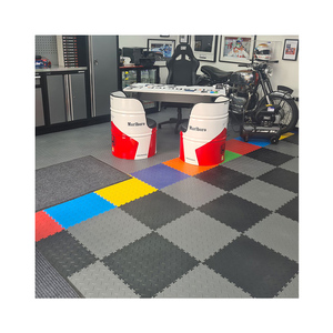 Dalles de sol industrielles en PVC emboîtables pour atelier - Modèle Coins - Product Image 2