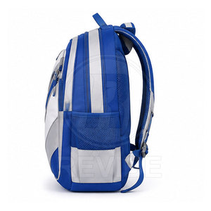 Sac à dos scolaire moderne en nylon léger, plusieurs poches, résistant à l'eau, capacité 30-40L, design unisexe pour adolescents, utilisation en voyage - Product Image 4