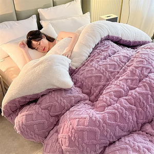 Ensemble de housse de couette matelassée réversible en polyester jaune et blanc, literie d'hiver en peluche, taille Queen, couette douce et confortable, hypoallergénique - Product Image 2