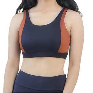 Ensemble de yoga pour femme : Leggings taille haute, soutien-gorge de sport dos nageur à encolure dégagée, bordure contrastante, sans couture, longueur intégrale, en Spandex et Polyester - Product Image 4