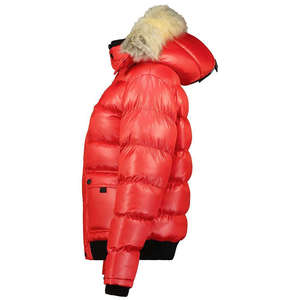 Veste matelassée rouge pour femme avec capuche en fourrure, fermeture éclair, manteau d'hiver à manches longues, rembourrage épais en polyester, logo personnalisé - Product Image 1