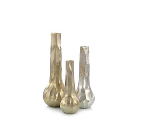 Vase à fleurs en métal de forme ronde avec un design élégant, parfait pour la décoration de table - Product Image 2