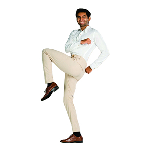 Pantalon chino beige coupe droite pour homme avec poches latérales, en coton mi-lourd, décontracté, à braguette boutonnée, collection printemps - Product Image 1