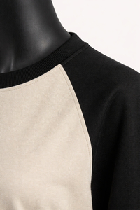 Women's Beige And Black <b>Raglan</b> Sleeve Crew Neck T-Shirt Loose Fit Casual Jersey Cotton Solid Color Contrast Trim - Product Image 6