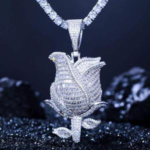 Collar con Colgante de Flor de Rosa de Moissanita Estilo Hip Hop, Chapado en Oro, con Incrustaciones Brillantes, Joyería Moderna para Hombres y Mujeres - Product Image 3