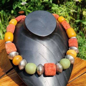 Collier moderne et traditionnel en résine et bois d'Inde par RR ENTERPRISES pour des tenues élégantes avec des bijoux - Product Image 2