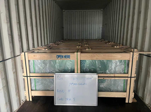 Verre trempé ultra-clair OEM disponible de Long Dinh, résistant aux rayures, avec bords lisses, pour la fabrication de fenêtres et de portes. - Product Image 4