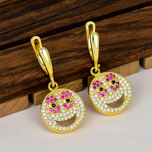 Boucles d'oreilles pendantes tendance pour femme, en argent sterling 925 plaqué or 18 carats avec zircon cubique, motif emoji, pour mariage, fiançailles, soirée - Product Image 1