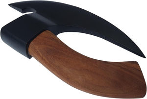 Couteau à pizza en forme d'axe avec manche en bois – Outil de cuisine de qualité supérieure – Lame de style axe pour couper la pizza – Outil de découpe de cuisine au design axe pour pizza - Product Image 4