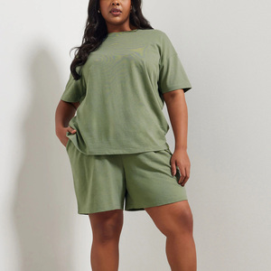 Ensemble deux pièces vert olive pour femme, t-shirt à manches courtes et short décontracté, coupe ample, col rond, vêtement d'hiver en polaire respirant, au-dessus du genou - Product Image 3