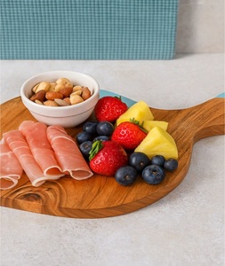 Planche à charcuterie personnalisée en bois écologique avec résine époxy effet rivière, plateau de service de haute qualité, modèle décoratif F S - Product Image 1