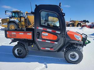 Vehículo Utilitario Kubota RTV-X1100C de Primera Calidad y Económico, 4x4, Resistente, de Dos Plazas, Motor Automático de Dos Cilindros, Certificado por la CEE - Product Image 1
