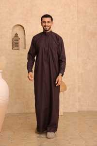 Abaya d'hiver respirante et légère pour hommes musulmans, grande taille, 100 % polyester, style vintage, longueur au sol, manches longues, simple et uni - Product Image 3
