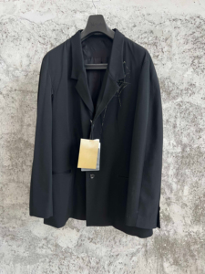 Veste de costume streetwear oversize noire pour femme en velours, fermeture simple boutonnage, col en V, mélange polyester/coton - Product Image 5