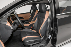 Volkswagen Sagitar 2023 Económico con Asientos de Alto Rendimiento, Calefacción, Techo Panorámico, Opción de Calidad a Bajo Costo - Product Image 6