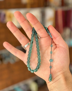 Rosario Musulmán Hecho a Mano con Cuentas de Resina Premium con Acabado Turquesa, Ecológico, para Meditación y Decoración Espiritual - Product Image 4