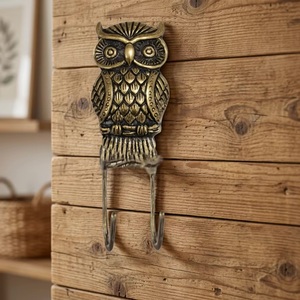 Patère murale Ba Owl en fonte, style vintage, 1 crochet, motif couronne, faite à la main, écologique, porte-manteau décoratif - Product Image 4