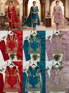 Costume romain en verre pour femme, de créateur, avec broderie cordonnée devant et derrière et dupatta assorti - Product Image 5
