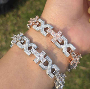 สร้อยข้อมือเงินประดับมอยส์ซาไนต์ ดีไซน์หรูหราสง่างาม สำหรับผู้หญิง ของขวัญแฟชั่นสำหรับงานแต่งงาน งานปาร์ตี้ และสวมใส่ในชีวิตประจำวัน - Product Image 1