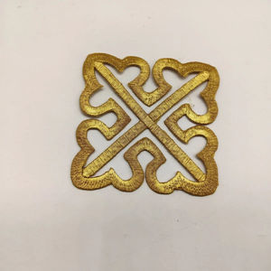 Nouvelle Broderie Dorée de Haute Qualité, Badge Croix d'Église Fait Main, Patch Brodé en Forme de Croix, Décoration Religieuse à Coudre sur Vêtement, Conception Personnalisée - Product Image 3
