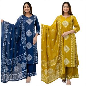 Moderno Salwar Kameez de Algodón Mal, Bellamente Diseñado, Suave y Cómodo, con Elegantes Detalles de Bordado Intrincado, Reversible - Product Image 3