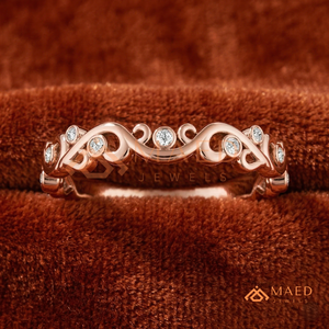 แหวนแต่งงานลายฉลุทองคำโรสโกลด์ 14K ประดับเพชรโมอิสซาไนต์ทรงกลมแบบ Eternity สำหรับผู้หญิง แหวนทองคำโรสโกลด์สุดโรแมนติก - Product Image 1